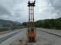 Carrello elevatore a gas OM BM10