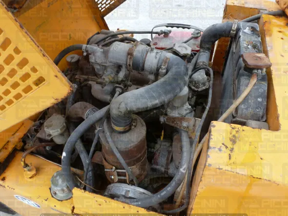 Carrello elevatore a gas OM BM10