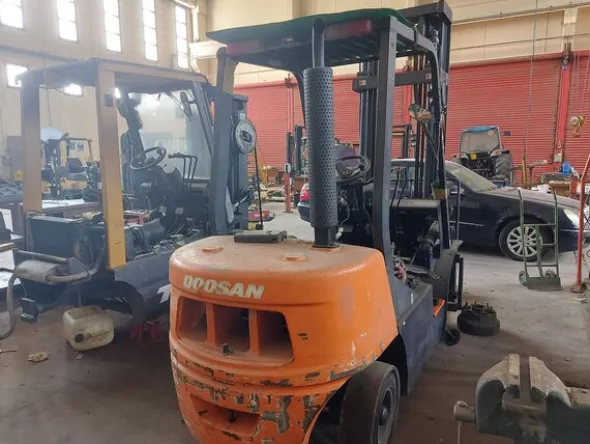 16#7773 Carrello elevatore Doosan