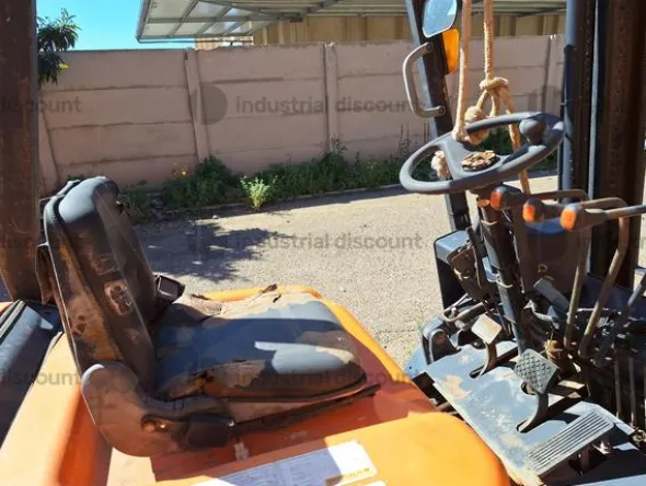 22#10019 Carrello elevatore Doosan