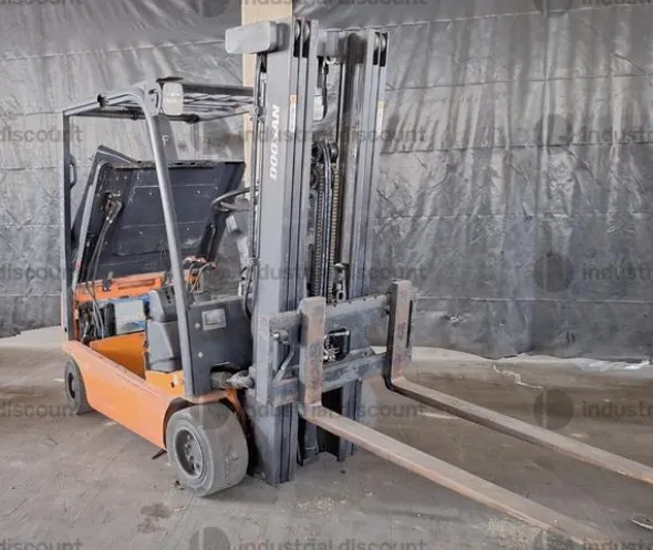 35#10019 Carrello elevatore Doosan