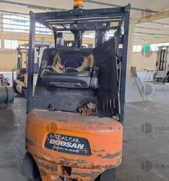 35#10019 Carrello elevatore Doosan