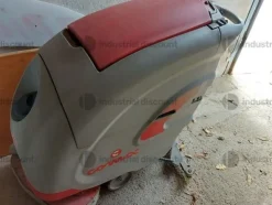 3#9118 Carrello elevatore e lavapavimenti