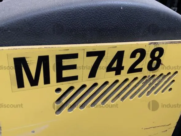 40#9550 Carrello elevatore elettrico Hyster