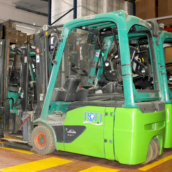 Carrello Elevatore Frontale LINDE E16 Evo