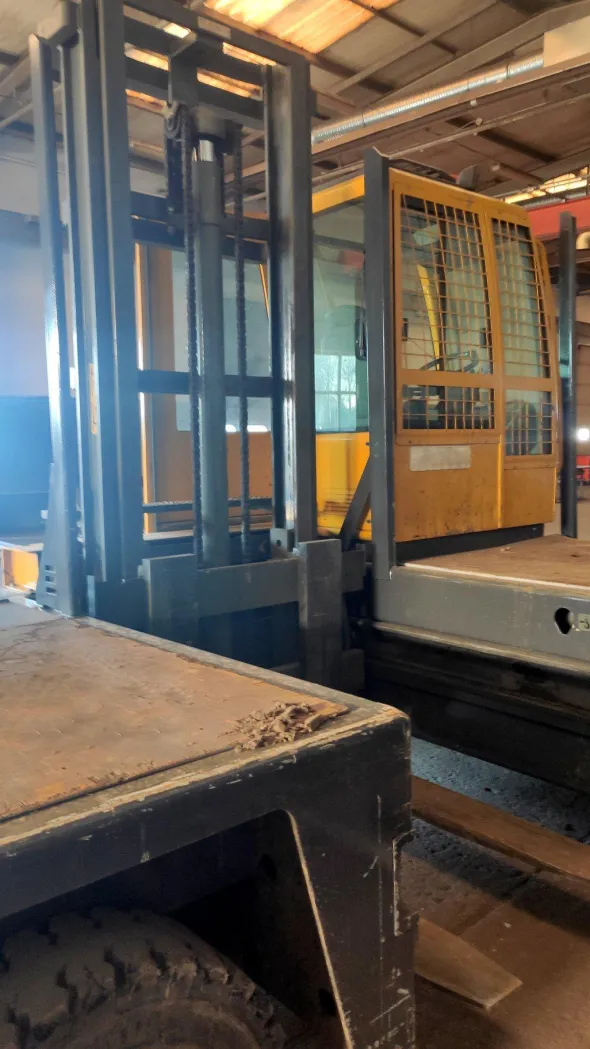 Carrello elevatore laterale BAUMANN