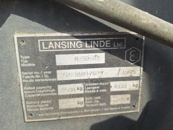 4#8760 Carrello elevatore Linde