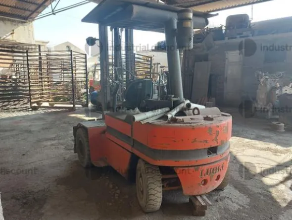 6#8807 Carrello elevatore Lugli