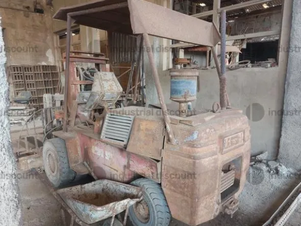 7#8807 Carrello elevatore Lugli