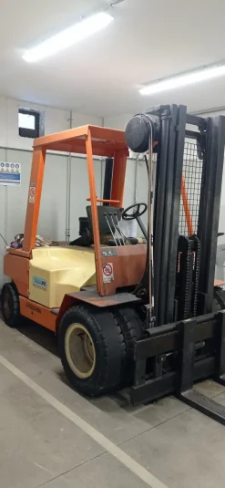 Carrello elevatore LUGLI 40 T