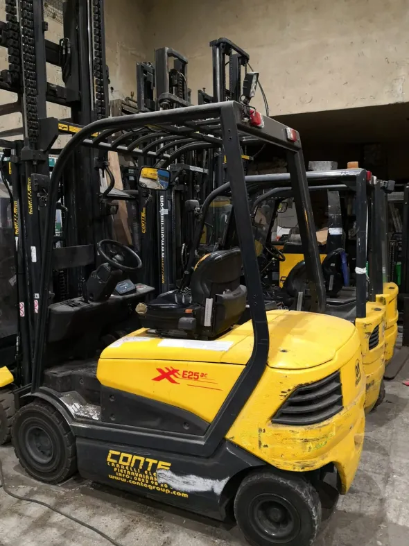 CARRELLO ELEVATORE ( MULETTO) OM-PIMESPO XE25AC