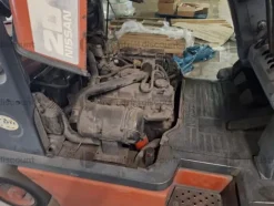 12#9825 Carrello elevatore Nissan