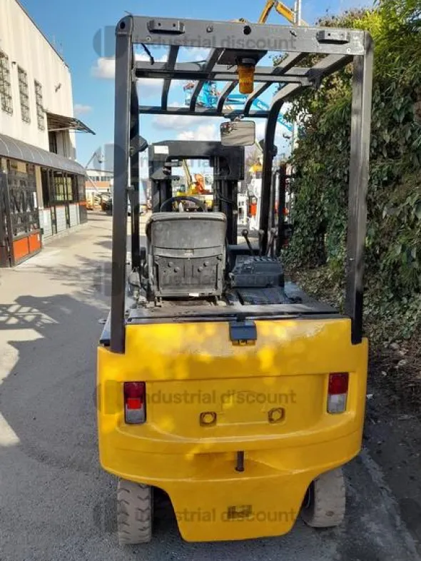 4#9140 Carrello elevatore OM E25 AC