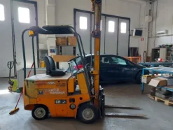 2#7899 Carrello elevatore Om E15C