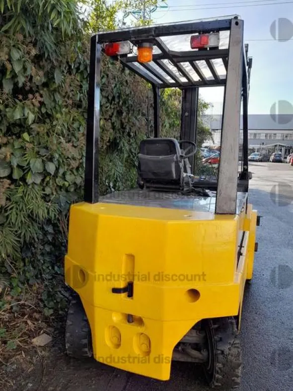 2#9140 Carrello elevatore OM E50N