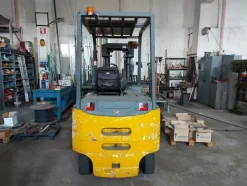 1#7899 Carrello elevatore OM EU30
