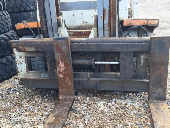 12#9304 Carrello Elevatore OM Iveco