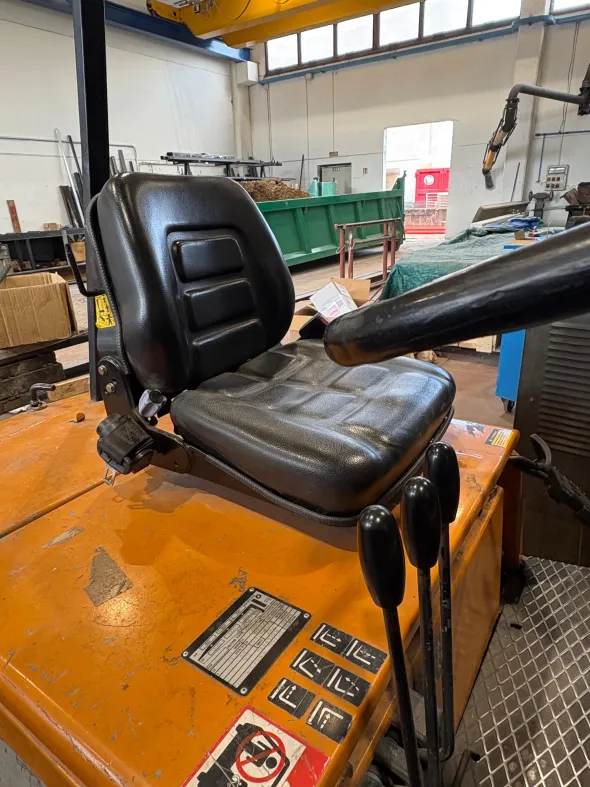 Carrello elevatore Still