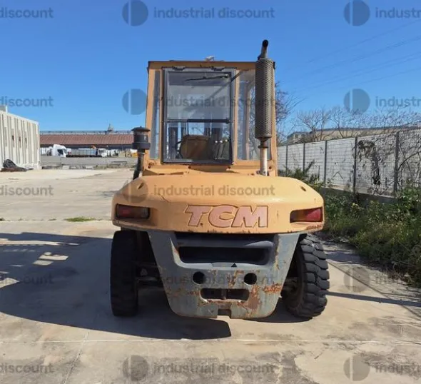 7#10019 Carrello Elevatore TCM 70