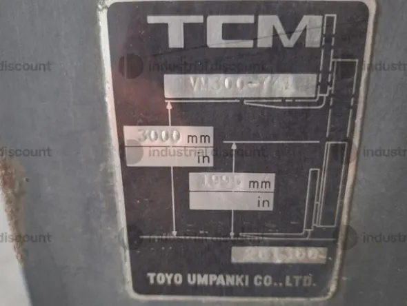 23#10019 Carrello elevatore TCM