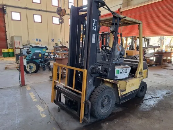 6#8350 CARRELLO ELEVATORE TCM FD 25 Z 4T