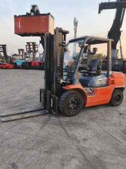 Carrello Elevatore toyota diesel
