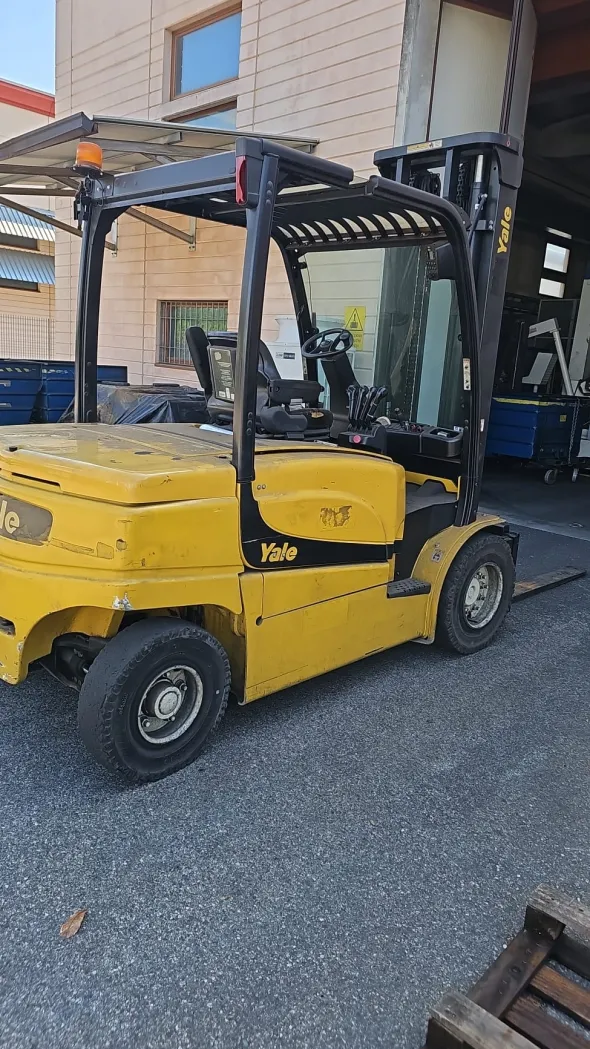 Carrello elev. YALE ERP50VM 5 ton elettrico anno 2017