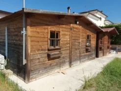 1#8044 Casette in legno e arredo da ufficio