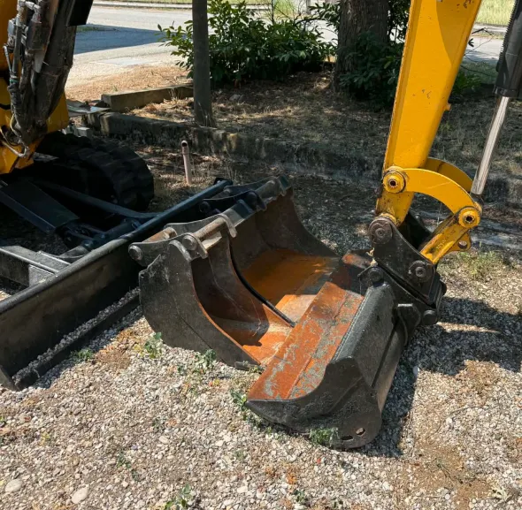CATERPILLAR 303E CR