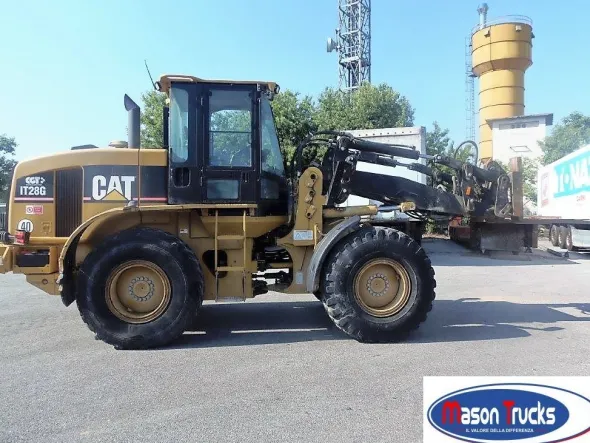 CATERPILLAR IT 28 G, pala gommata, 2006