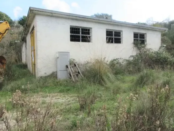 #8926 Cava di calcare e terreni estrattivi