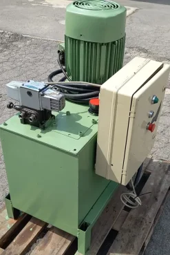 Centralina Oleodinamica Serbatoio 120 L Motore 7,5 Hp