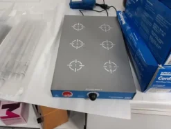11#3675 Centrifuga Beckman e HPLC Akta basis 10 Amersham