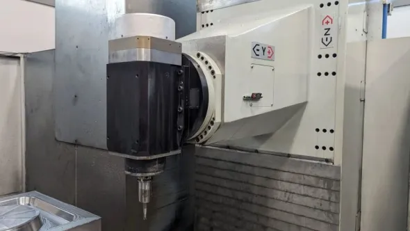 Centro di lavoro 5 assi CNC TIGER
