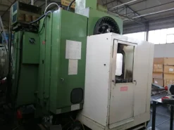 Centro di lavoro CNC Verticale Fresatrice Osaka Kiko