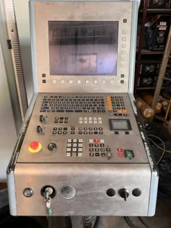 CENTRO DI LAVORO DECKEL MAHO DMC65V