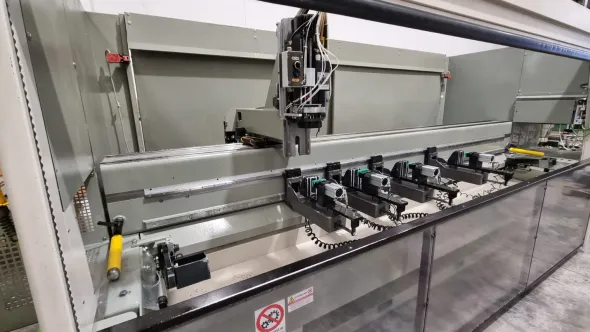 Centro di lavoro Emmegi Phantomatic T4