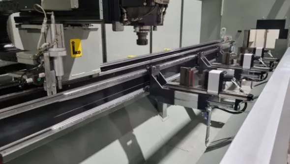 Centro di lavoro Emmegi Phantomatic T3 A