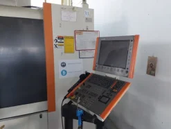 18#7717 Centro di lavoro Mikron VCE 1000 pro
