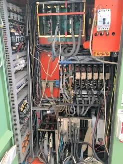 CENTRO DI LAVORO VERT.