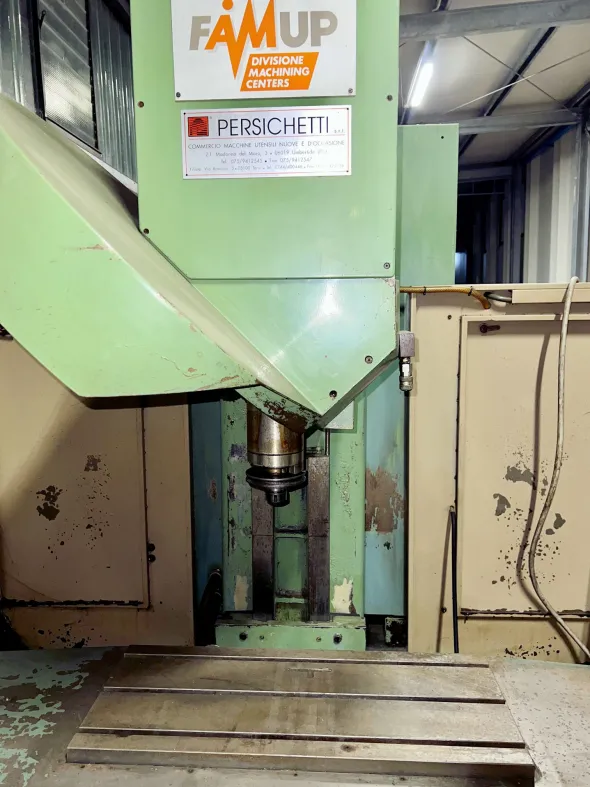 CENTRO DI LAVORO VERT. "FAMUP" MOD. FCN 500/6