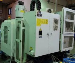 Centro di lavoro verticale 3 assi TOPPER TMV1050A