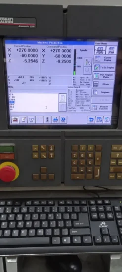 Centro di lavoro verticale CNC CINCINNATI MILACRON