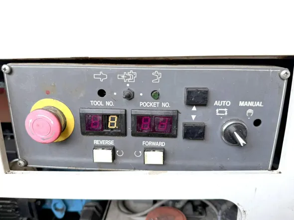 Centro di lavoro verticale CNC MAZAK MTV 414