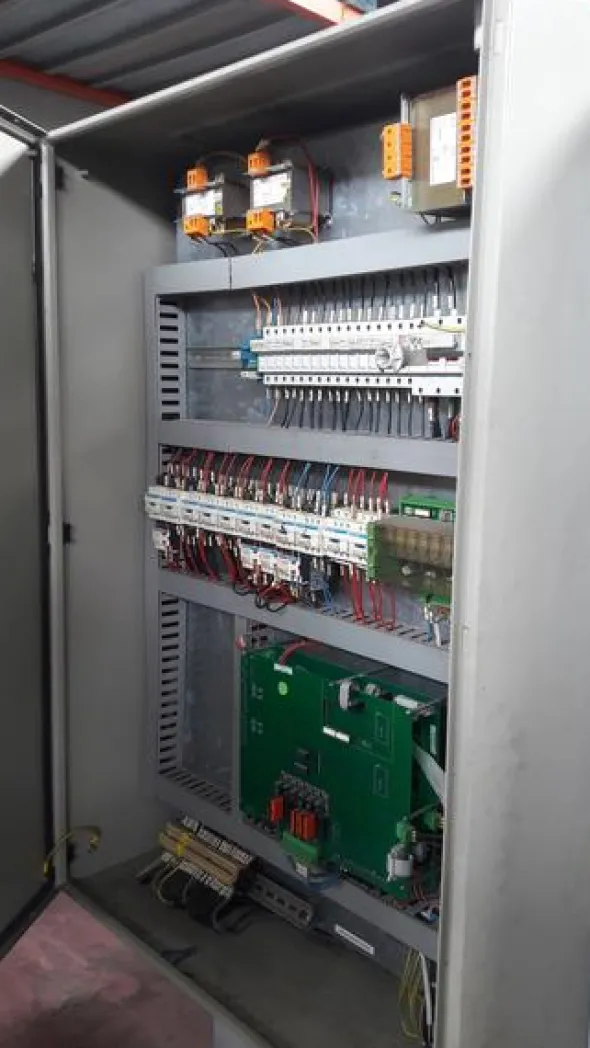 4#4360 Cesoia oleodinamica ad angolo variabile CNC