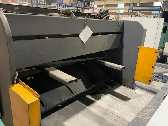 Cesoia usata GADE CO 3008 cnc 1 asse