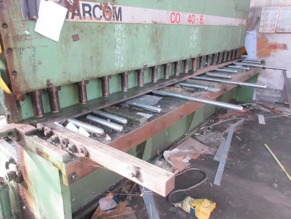 8#5095 Cesoia Warcom