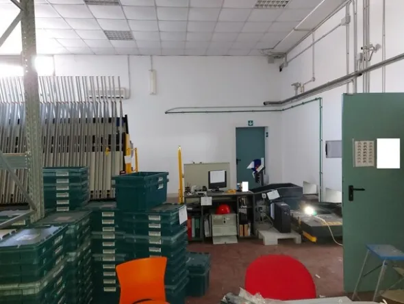 1#6885 Cessione compendio aziendale di società dedita a distribuzione farmaci