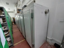 1#6885 Cessione compendio aziendale di società dedita a distribuzione farmaci