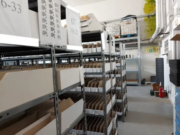 1#6885 Cessione compendio aziendale di società dedita a distribuzione farmaci